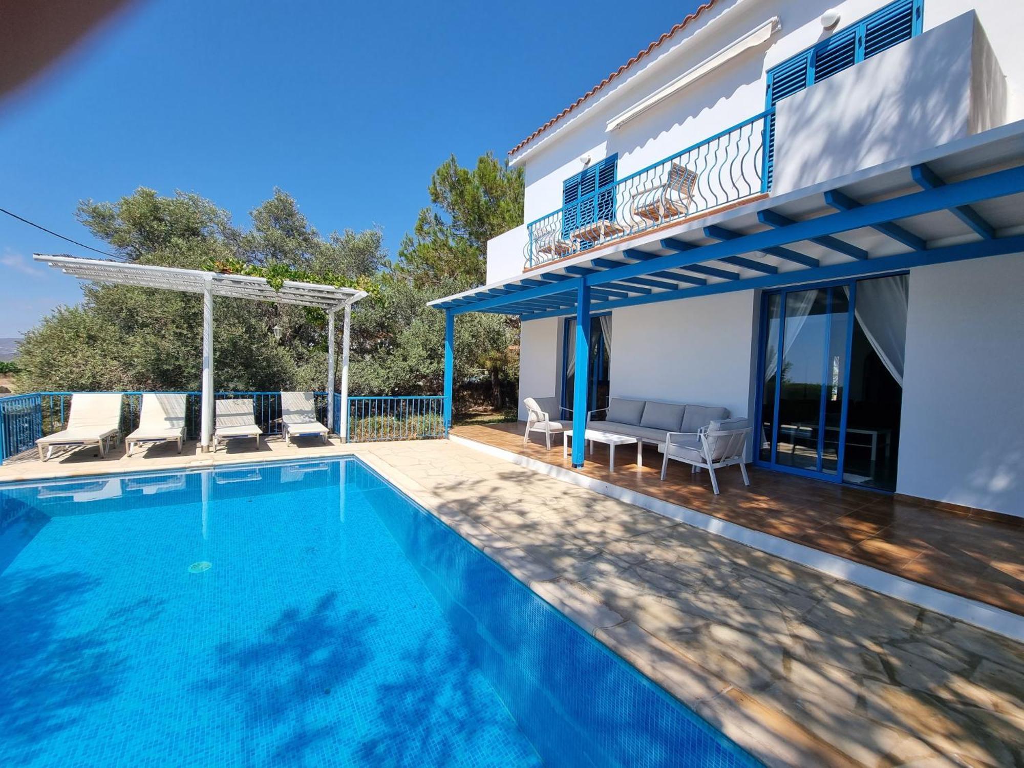 Olive Beach Villa Пея Екстериор снимка