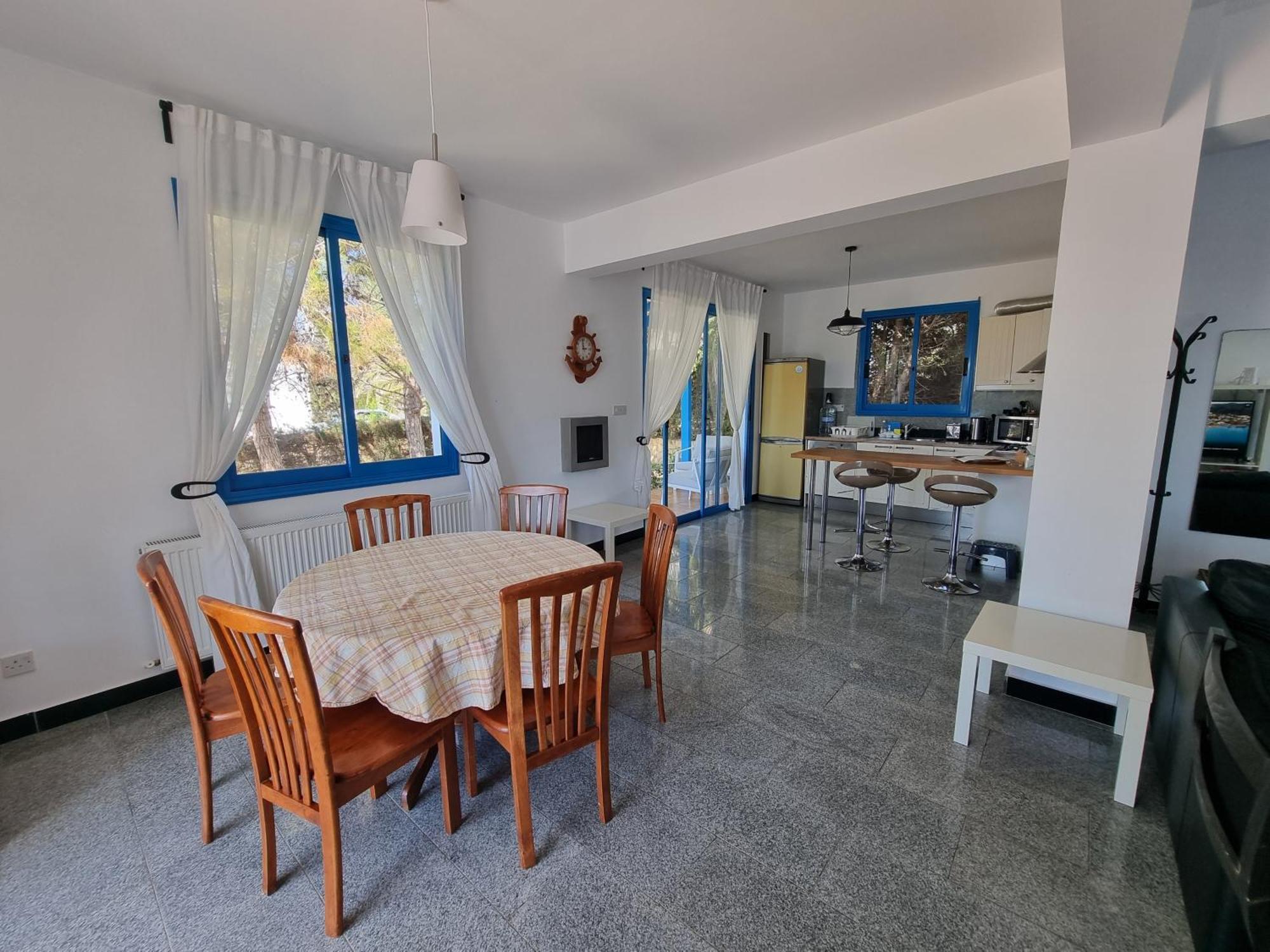 Olive Beach Villa Пея Екстериор снимка