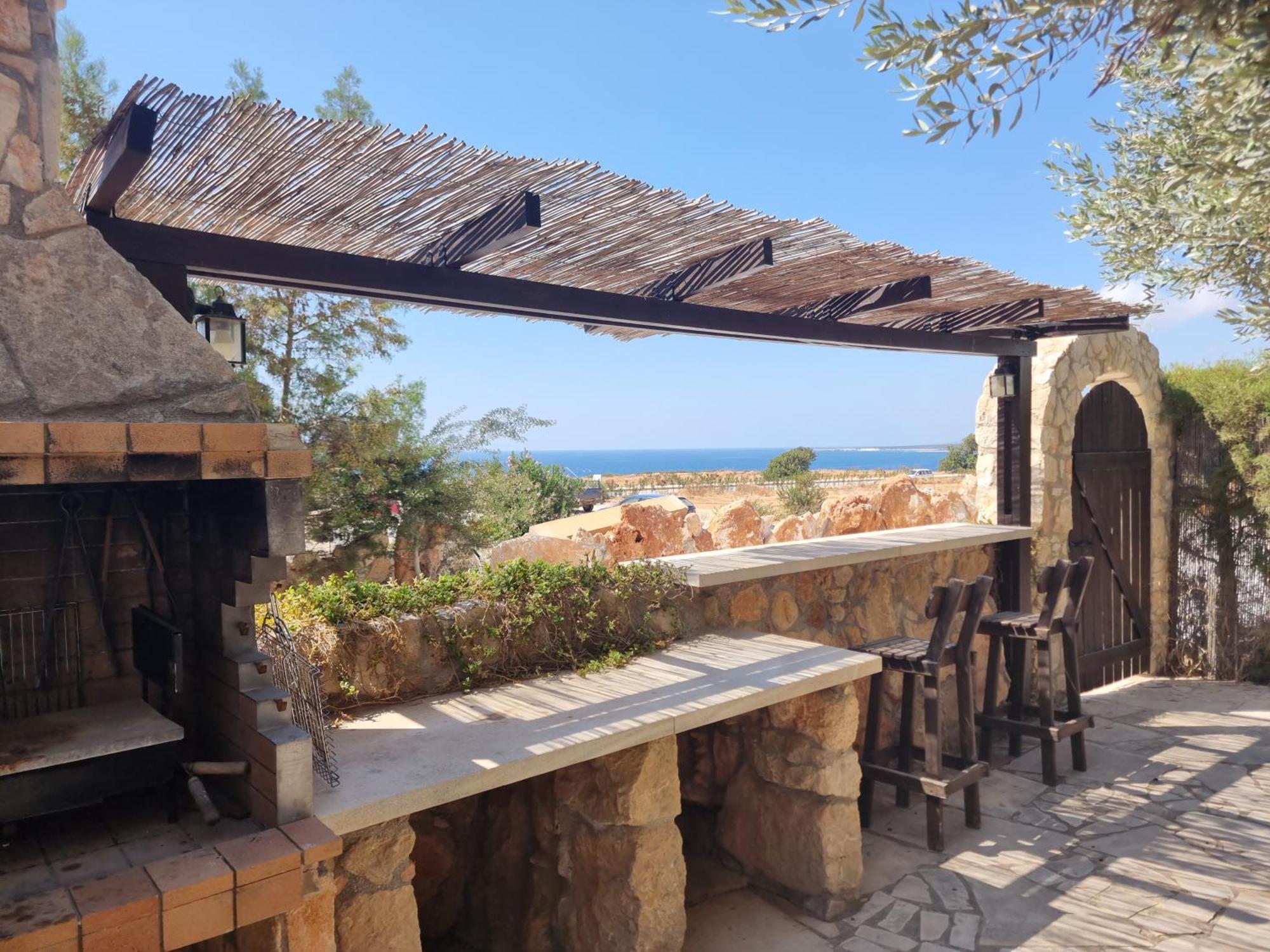 Olive Beach Villa Пея Екстериор снимка
